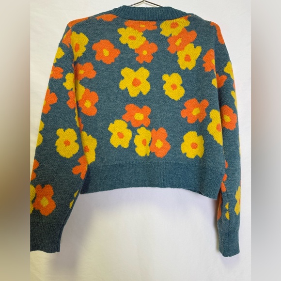 Cider Delightful Day Floral Button Up Sweater Set -Size Medium- *NWT* - Picture 2 of 4